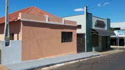 Imóvel no Centro - Ótimo para ponto Comercial - Locado a R$1.000,00