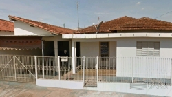 IV Centenário - Imóvel com ótima Localização